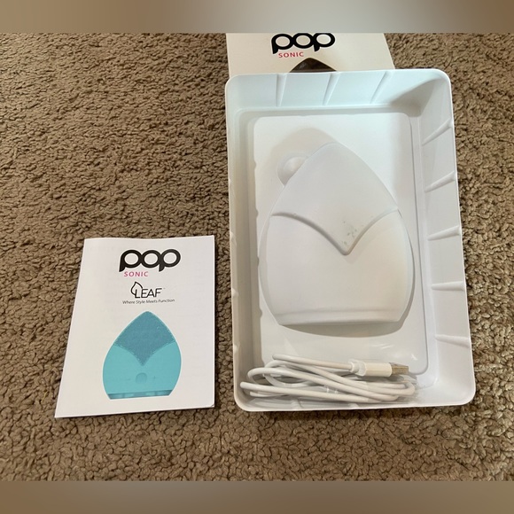 POP SONIC LEAF Sonic Facial Cleansing Device Purple Marble Cordless OPEN Box - Picture 2 of 8